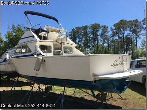 28' 1977 Bertram 28 Flybridge Cruiser BoatsFSBOgo