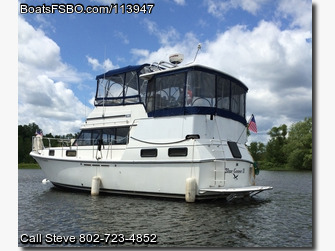 Carver 3607 Aft Cabin