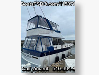 Lancer Cockpit Motoryacht